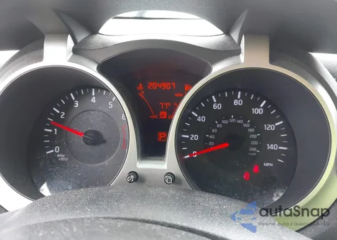 2013 Nissan Juke S z USA, uszkodzony, nr VIN JN8AF5MR2DT223447